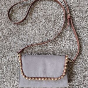 Big Buddha NWOT Elegant Gray‎ and Gold Pearl Accent Women's Crossbody Bag